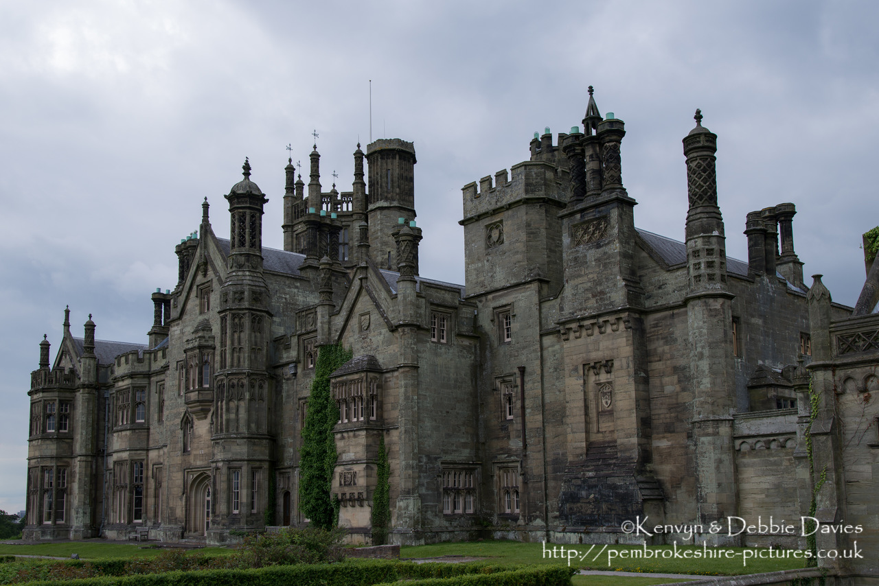 Built between 1830 and 1840, Margam Castle is actually a country house built in the Tudor Gothic style. It is currently used for location filming of Dr. Who and Da Vinci's Demons.